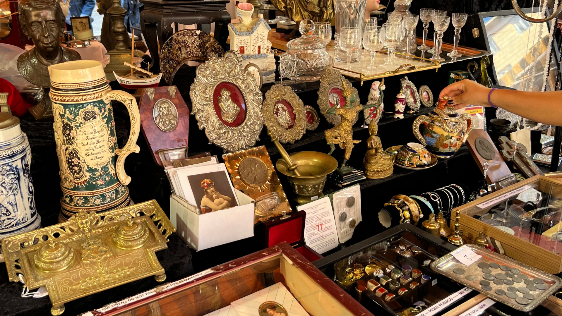 The Role of Authentication and Provenance in Collectibles